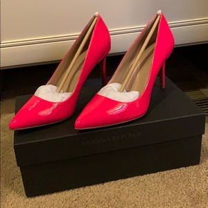 Banana Republic Madison pink heels. NIB